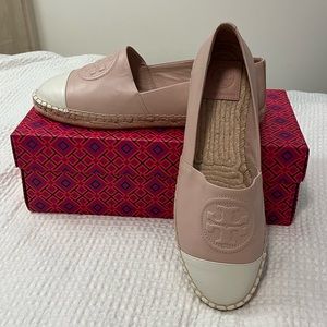 Brand new Tory Burch shoes, Size 8.5, Seashell Pink sandal